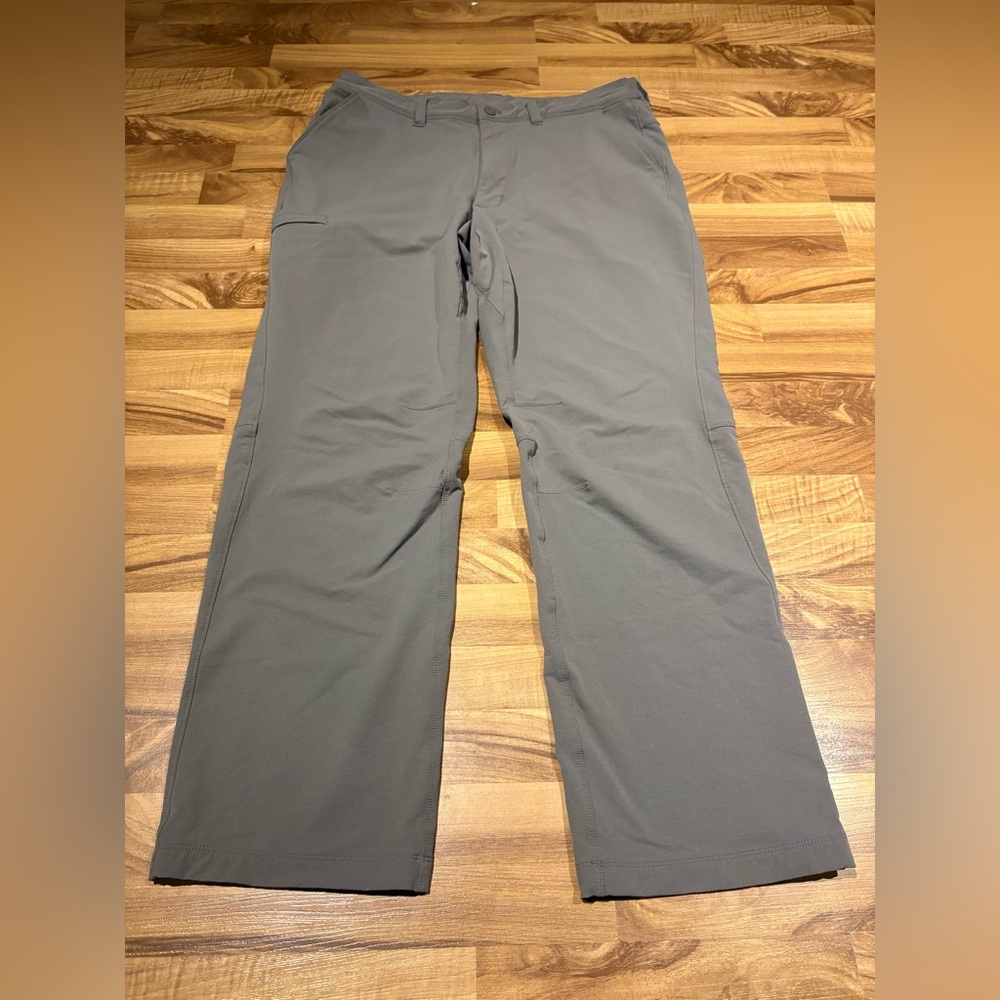 Patagonia Men’s Hiking Pant Size 38 Grey Flawed